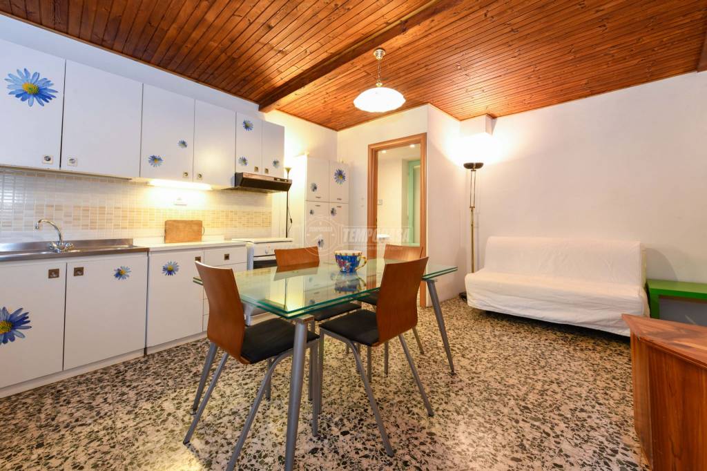 Appartamento in vendita a Toscolano-Maderno via Trieste 21