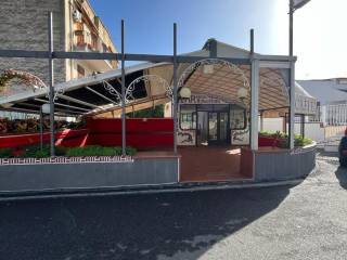 Bar in in affitto da privato a giardini-naxos via recanati, 19