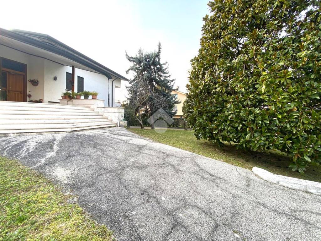 Villa in vendita a Treviso viale della Repubblica, 100