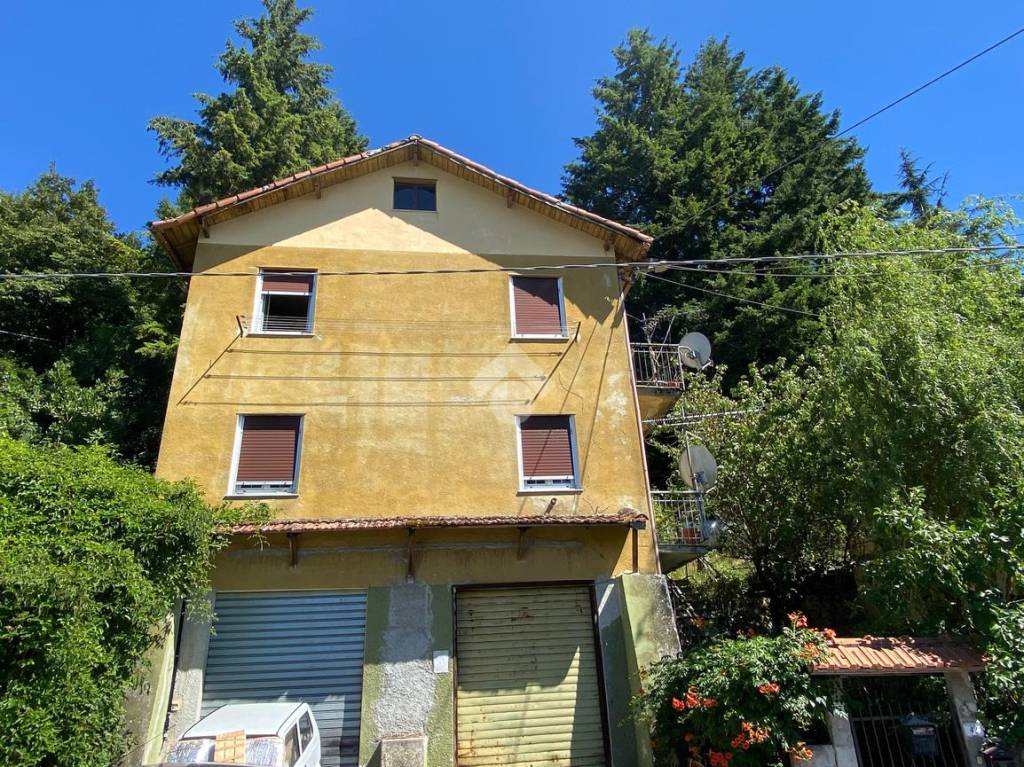 Appartamento in vendita a Valbrevenna località Ternano, 43