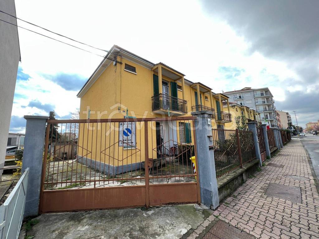 Villa in vendita a Settimo Torinese via Milano, 44
