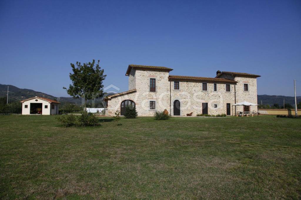Villa in vendita a Monsummano Terme via Bracona, 1379