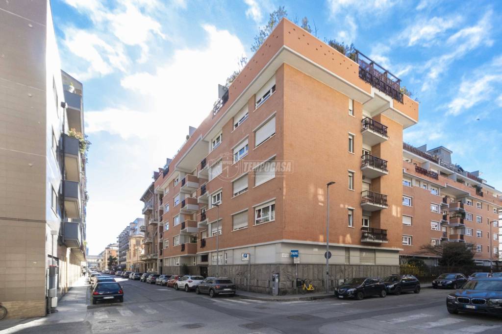 Appartamento in vendita a Torino via Tommaso Grossi 10/sx