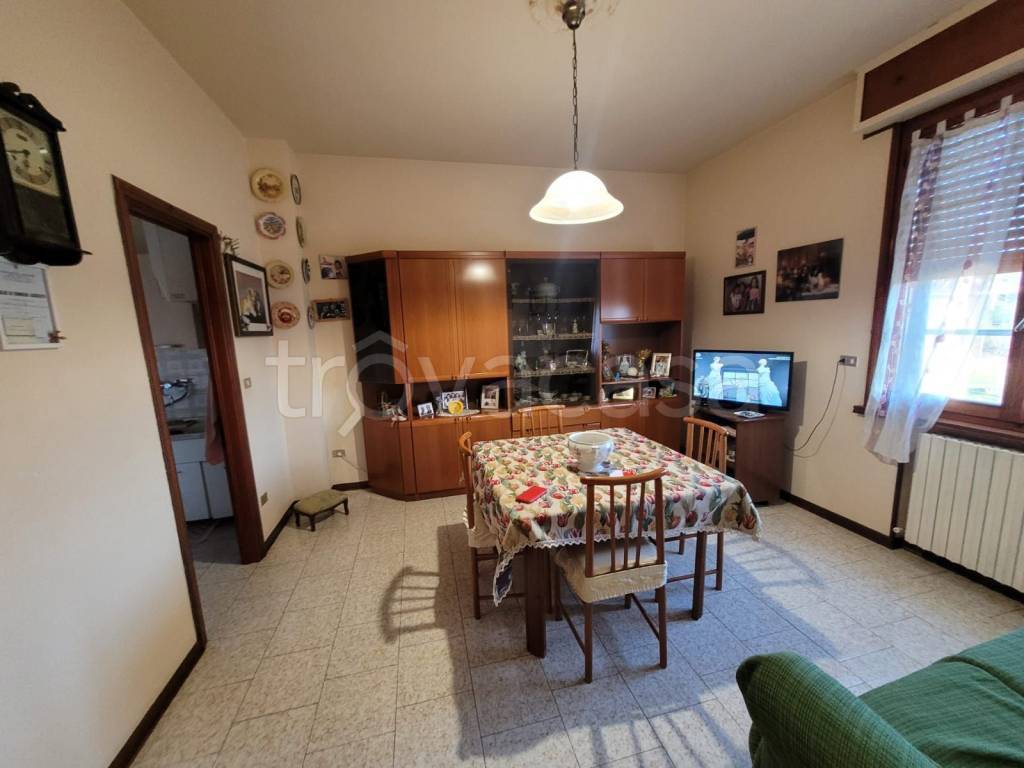 Villa Bifamiliare in vendita a Moglia via Giuseppe Garibaldi, 48