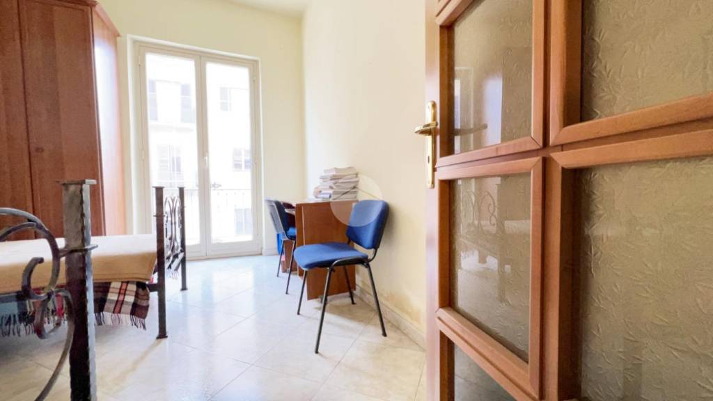 Appartamento in vendita a Palermo via Pietro Castelli, 24