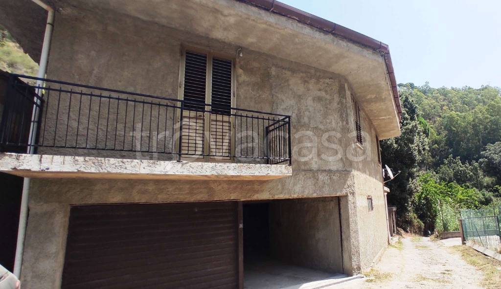 Casa Indipendente in vendita a Messina contrada torrente Rodia snc