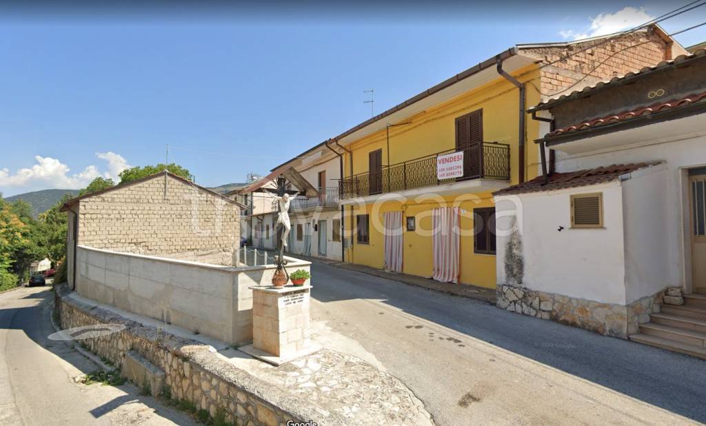 Villa a Schiera in in vendita da privato a Lecce nei Marsi via Cittadella, 8