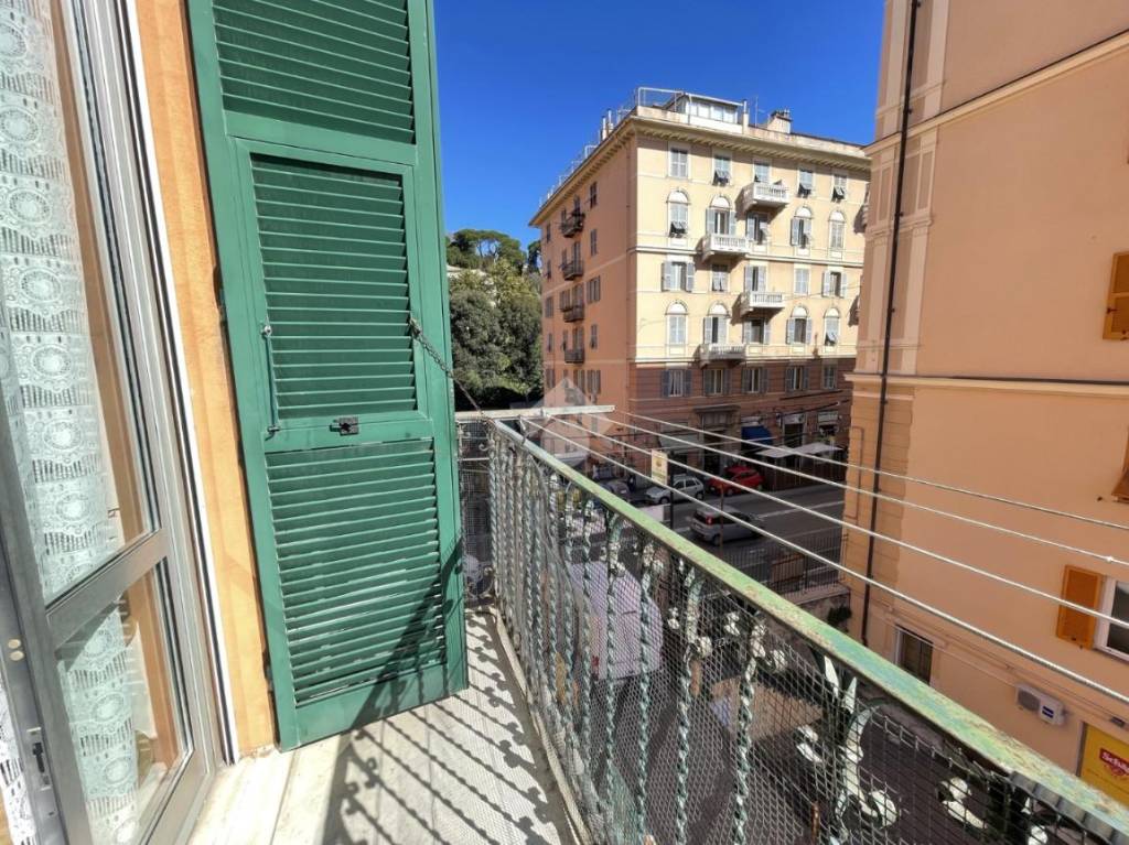 Appartamento in vendita a Genova via Giovanni Torti, 19