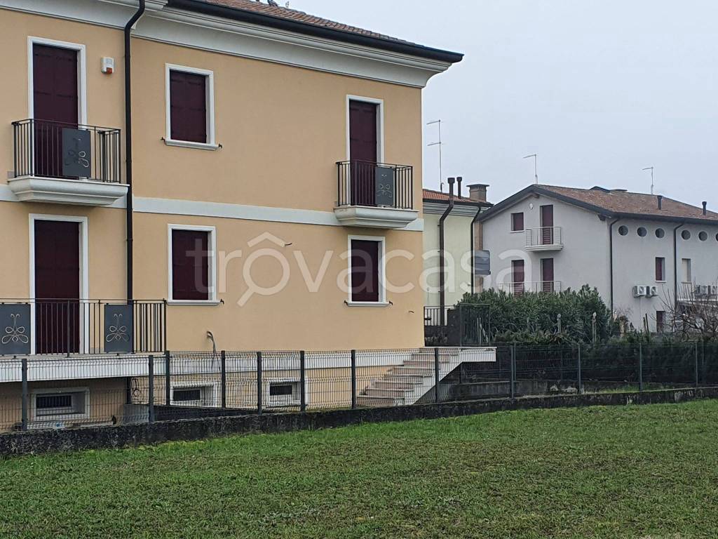 Villa Bifamiliare in vendita a San Giorgio delle Pertiche via 25 Aprile