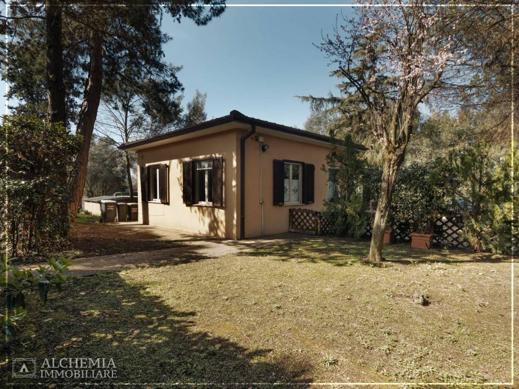 Villa in vendita ad Ariccia via Ginestreto, 31