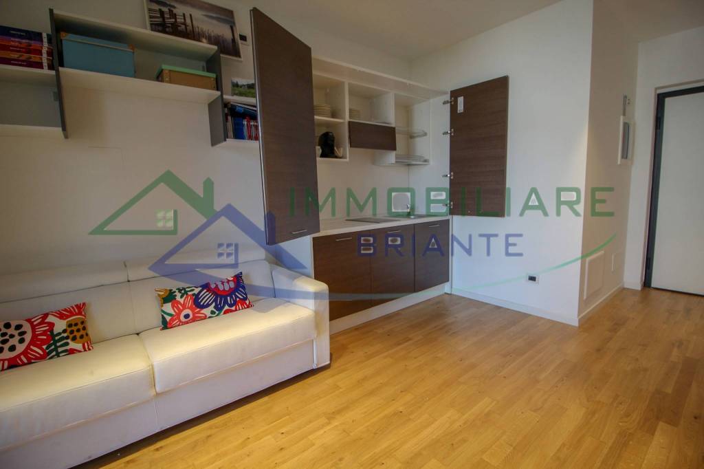 Appartamento in vendita a Casorate Sempione via Edmondo De Amicis