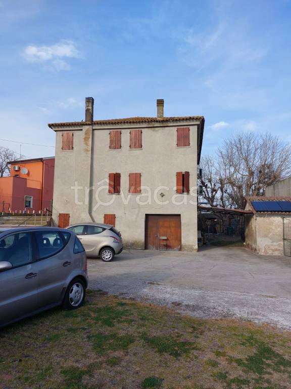 Villa in in vendita da privato a Gavello via Canal Bianco Inferiore, 30