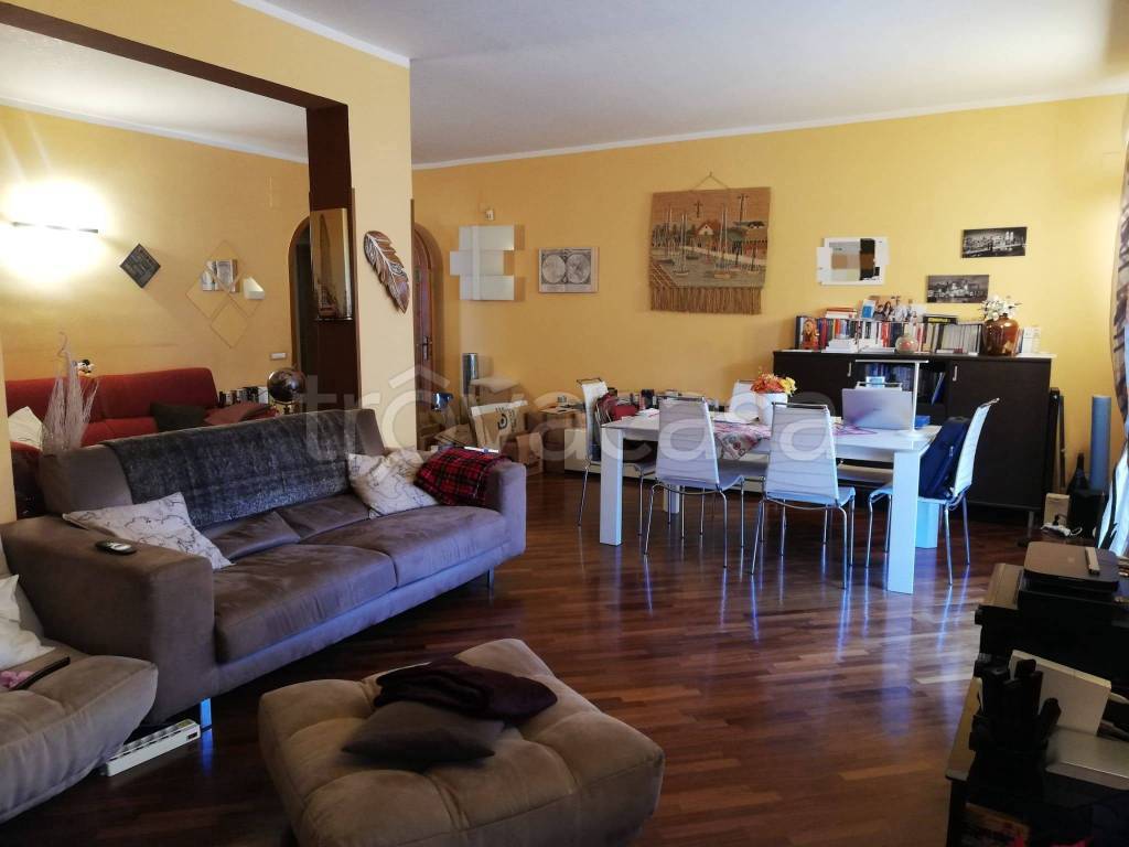 Appartamento in in vendita da privato a Palermo via Stazzone, 4