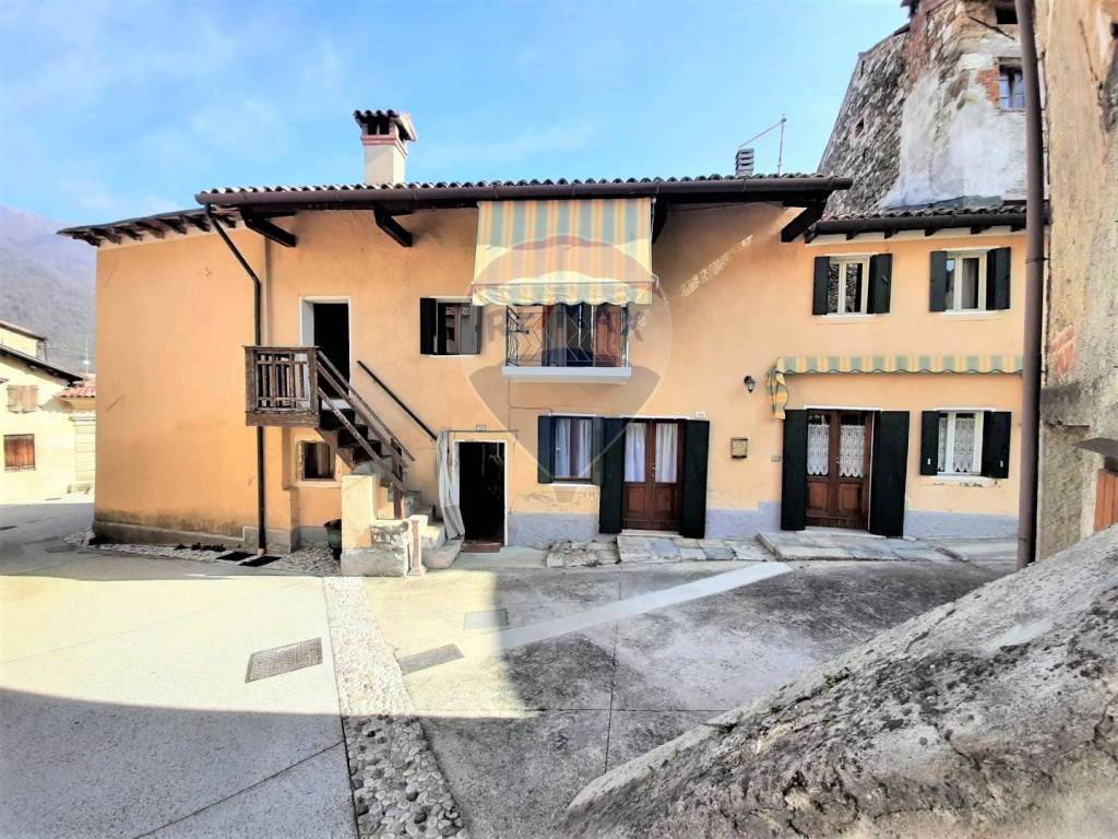 Casa Indipendente in vendita a Tarzo via Fratta, 31 e 32 e