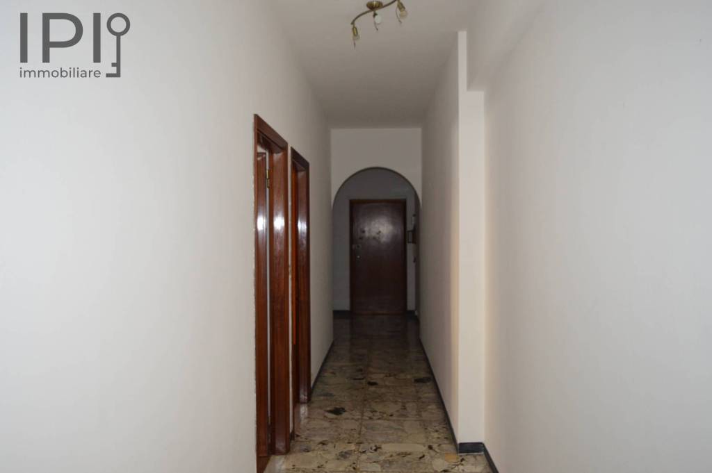 Appartamento in vendita a Cairo Montenotte via fratelli francia, 20