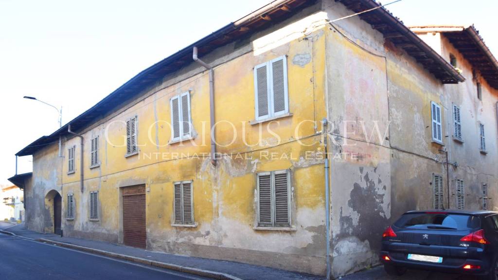Rustico in vendita a Rovellasca via Camillo Benso Conte di Cavour, 34