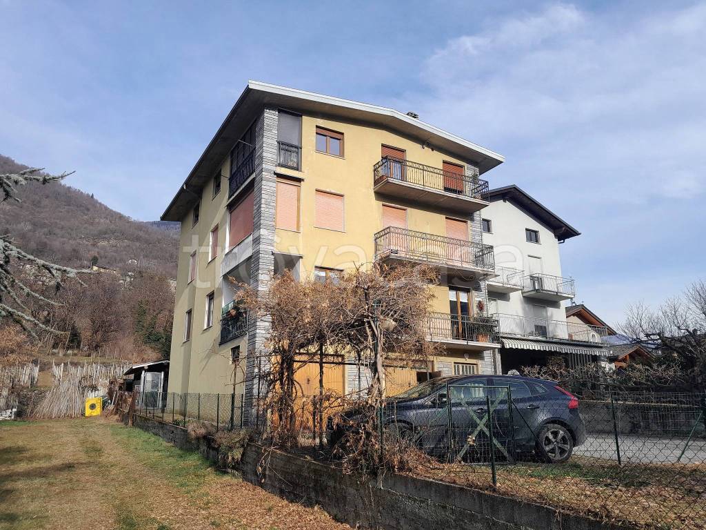 Appartamento in vendita a Montagna in Valtellina via San Francesco, 66