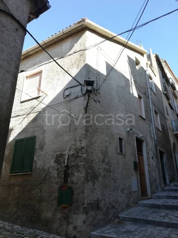 Casa Indipendente in vendita a Caiazzo vico Cacciatori Bolognesi, 20