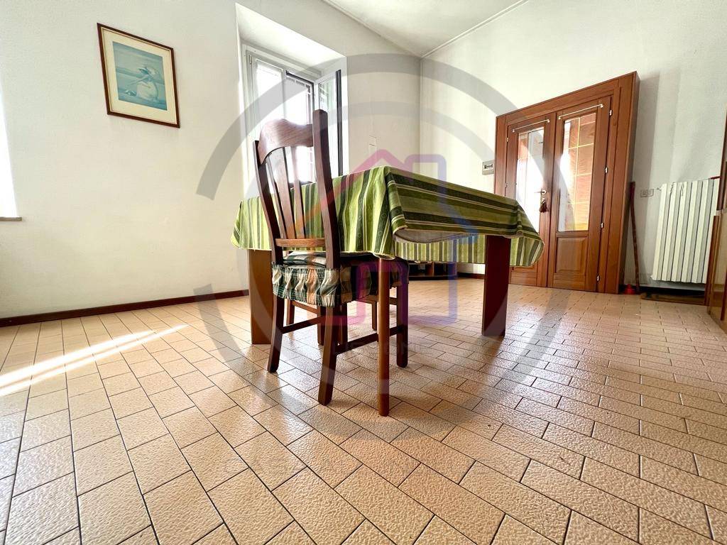 Appartamento in vendita a Besana in Brianza via Lorenzo Perosi