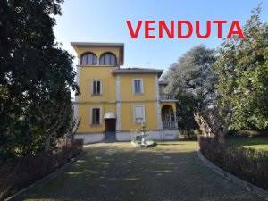 Villa in vendita a Cassina de' Pecchi