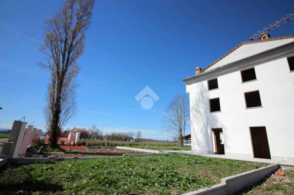 Villa Bifamiliare in vendita ad Anzola dell'Emilia via Mario Mazzoni, 127