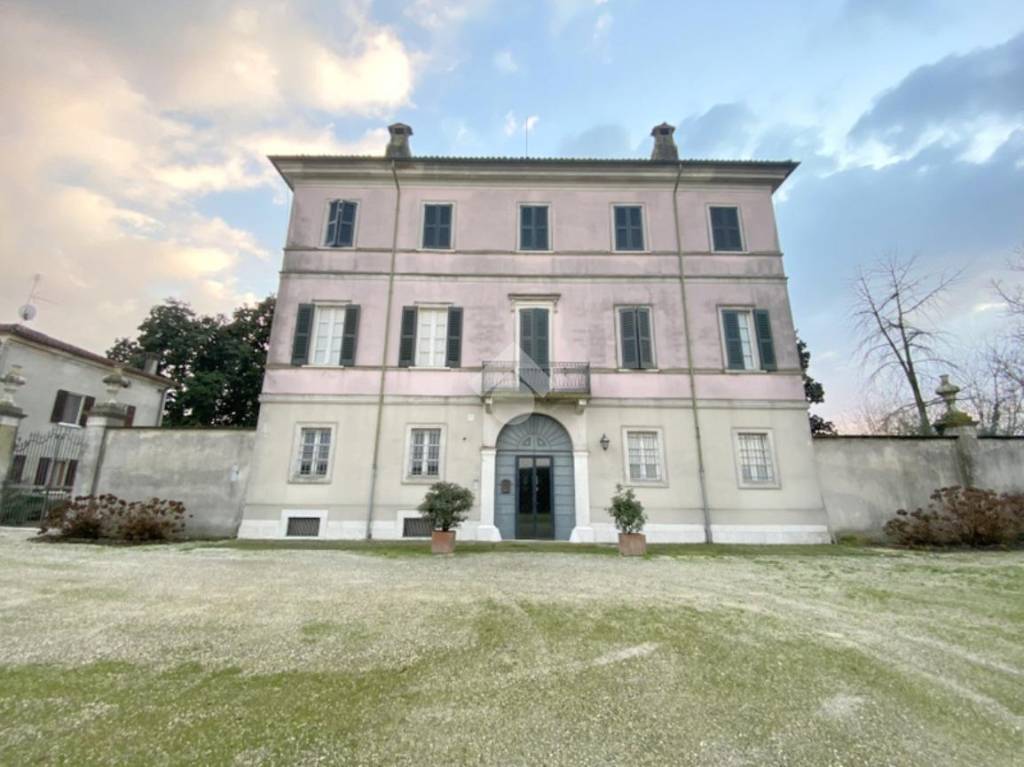 Villa in vendita a Verolanuova cascina vallate, 37