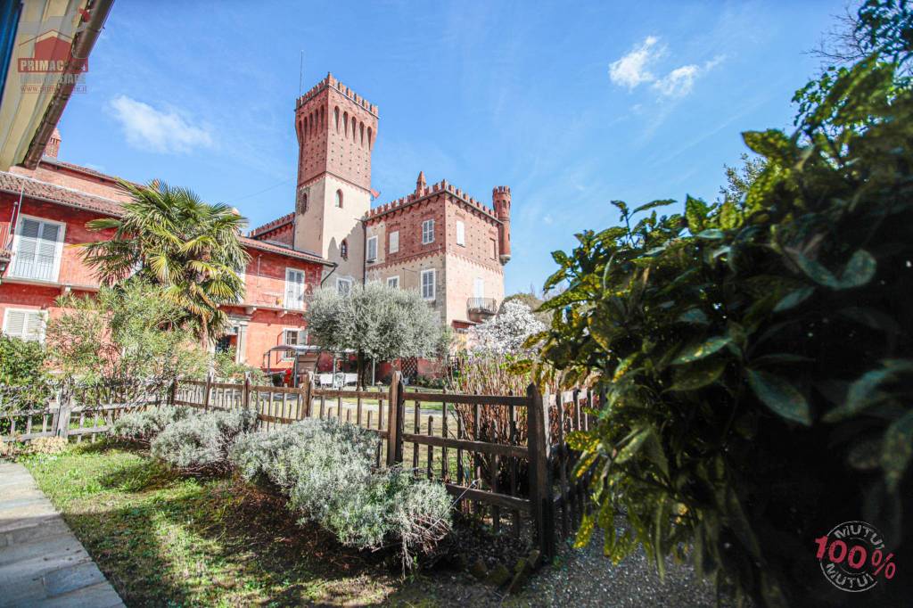 Casa Indipendente in vendita a Candia Canavese via Cesare Battisti