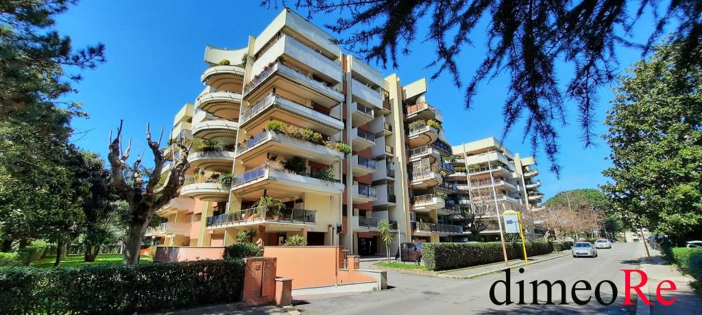 Appartamento in vendita a Roma via Riccardo Forster, 121