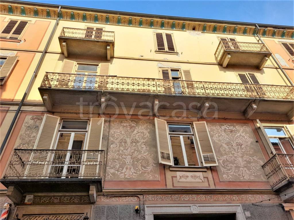 Appartamento in vendita ad Asti via Cesare Battisti, 17