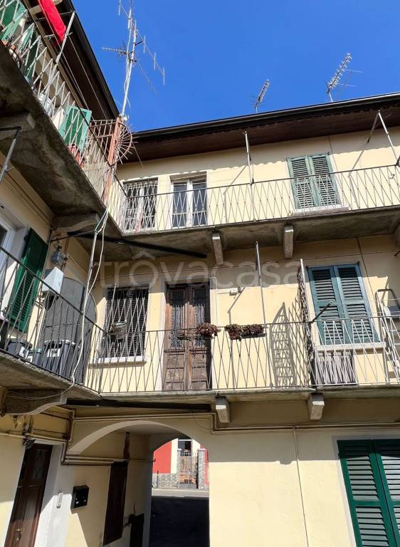 Appartamento in vendita a Omegna via Carnaro, 3