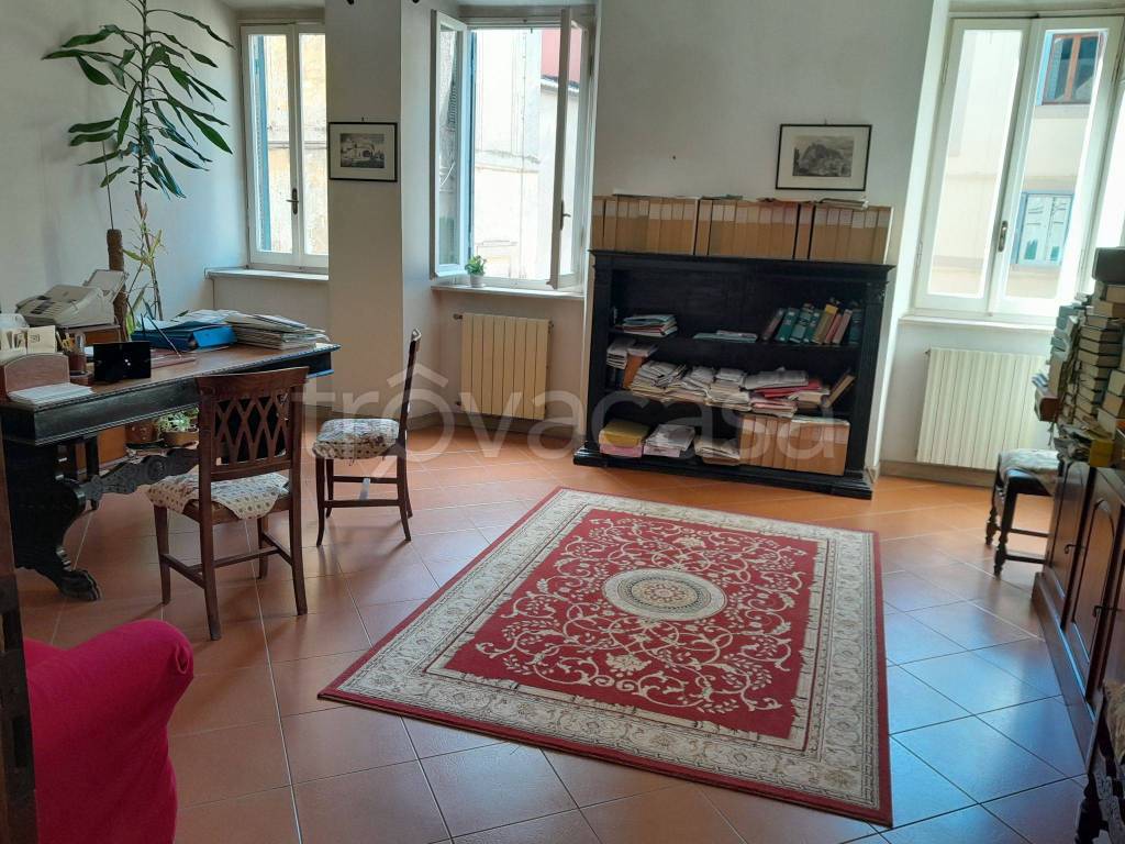 Appartamento in in vendita da privato ad Anagni strada Vittorio Emanuele, 115
