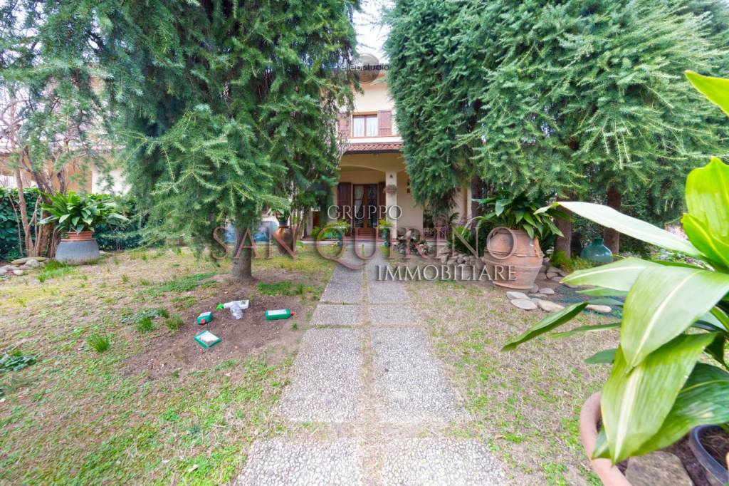 Villa in vendita a Sassuolo via Giuseppe Tartini, 24