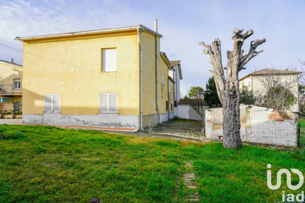 Casa Indipendente in vendita a Filottrano via Sant'Anna