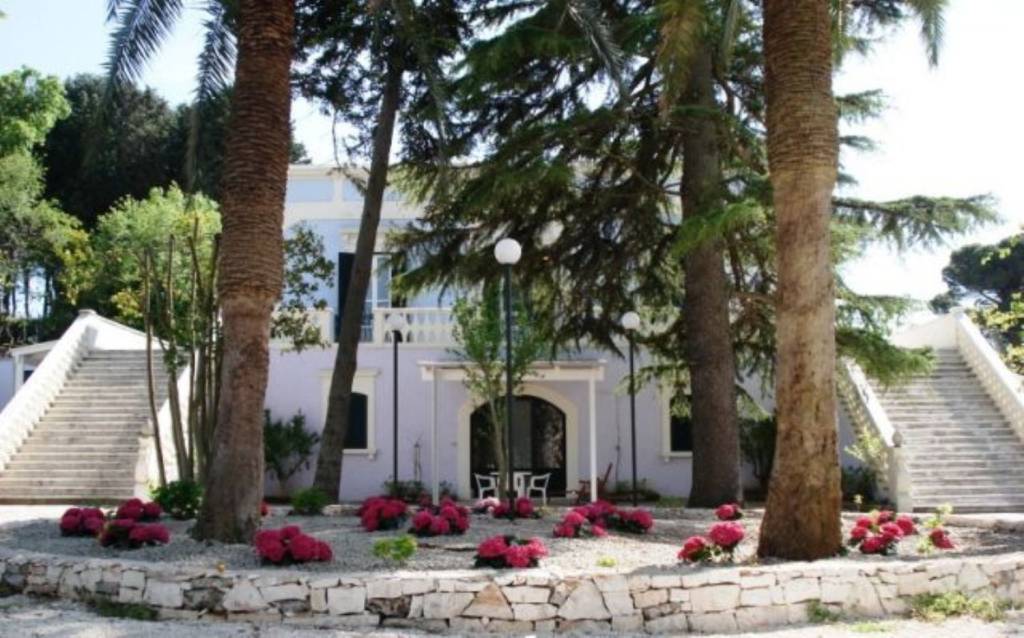 Villa in vendita a Fasano corso Giuseppe Garibaldi, 57