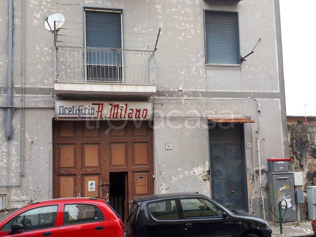 Capannone Industriale in vendita a Napoli corso Nicolangelo Protopisani, 91