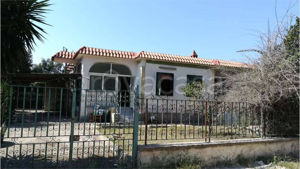 Villa in vendita a Mondragone viale San Gaetano