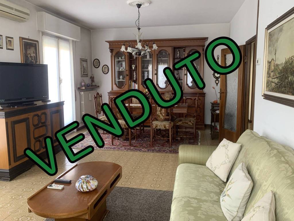 Appartamento in vendita a Canegrate via Giuseppe Cottolengo, 5