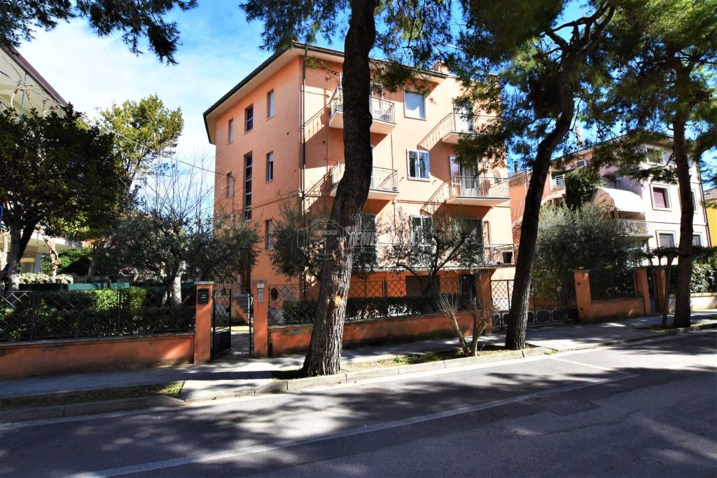 Appartamento in vendita a Porto San Giorgio viale della Vittoria 80