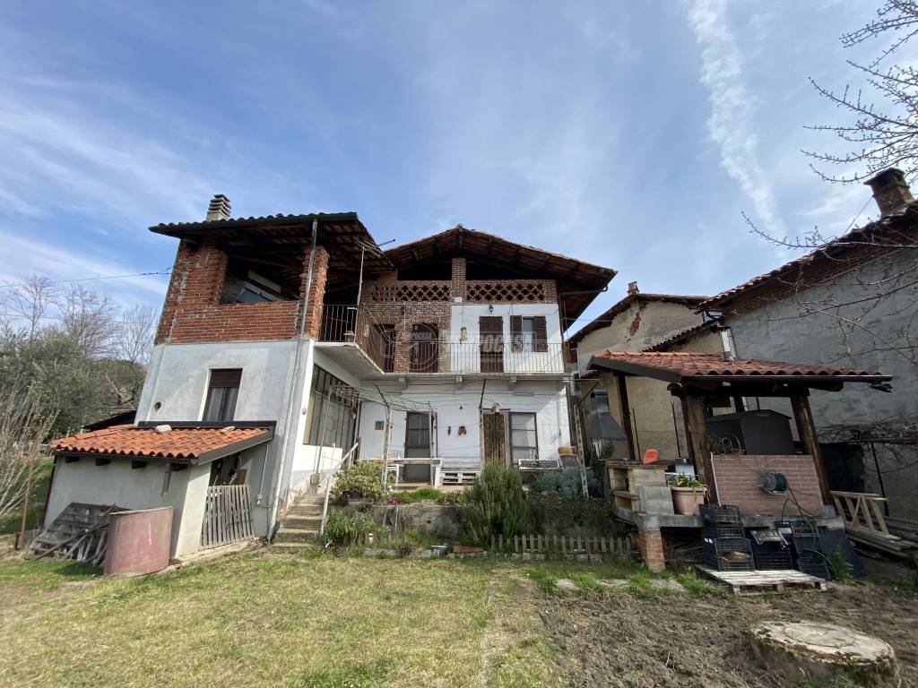Casa Indipendente in vendita a Castellamonte case chiria 361