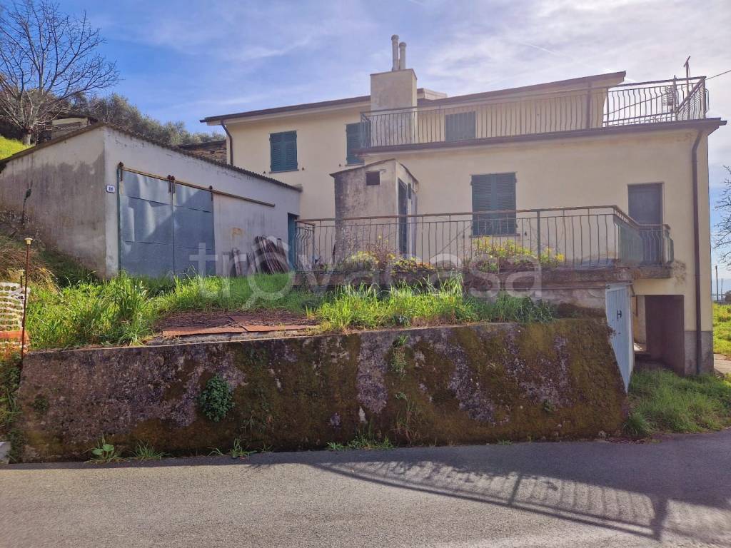 Casa Indipendente in vendita a Cogorno via Monte San Giacomo, 22