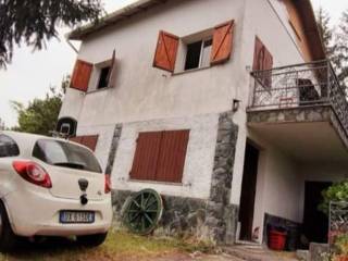 Villa bifamiliare in in vendita da privato a ponzone frazione toleto, 106