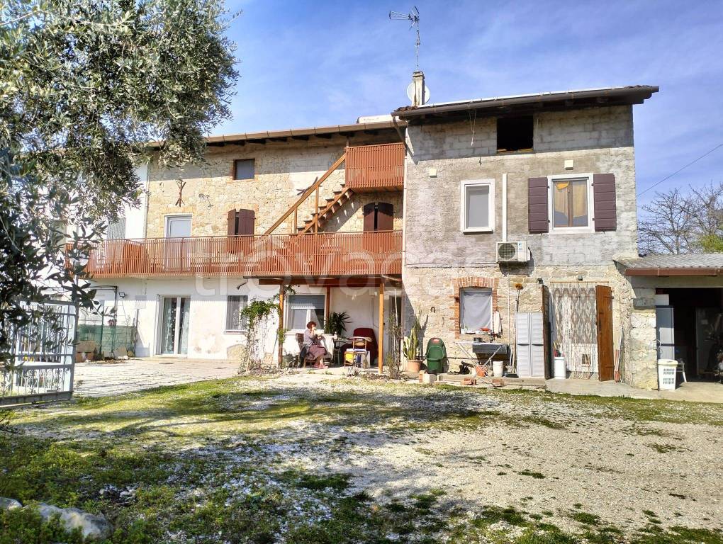Villa a Schiera in vendita a Faedis via Udine
