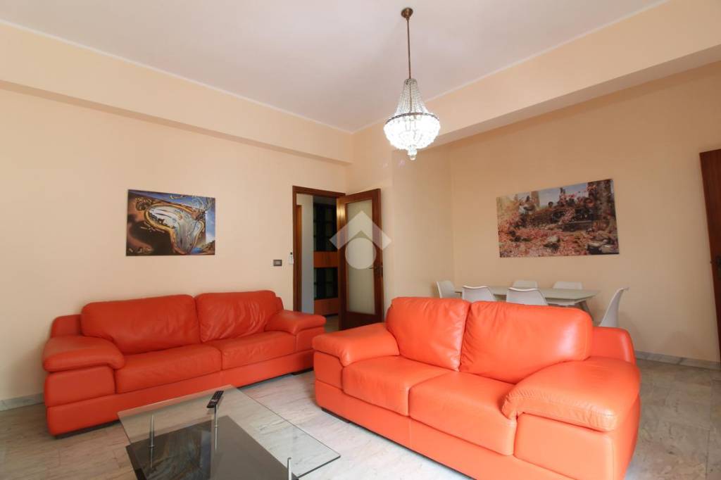 Appartamento in vendita a Reggio di Calabria strada Statale n 18 Tirrena Inferiore, 177L
