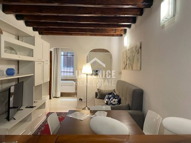 Appartamento in vendita a Venezia campo San Luca