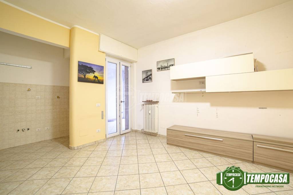Appartamento in vendita a Voghera via Mentana