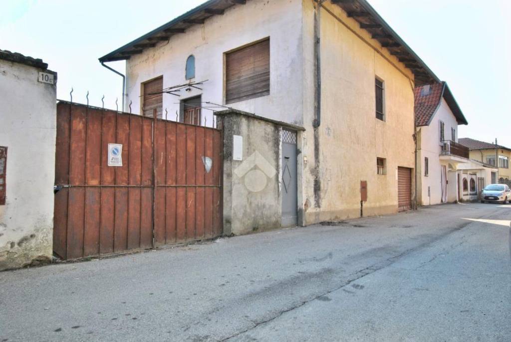Casa Indipendente in vendita a Livorno Ferraris via Alice, 10