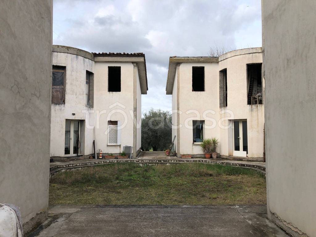 Villa Bifamiliare in in vendita da privato a Montelibretti via Montebello