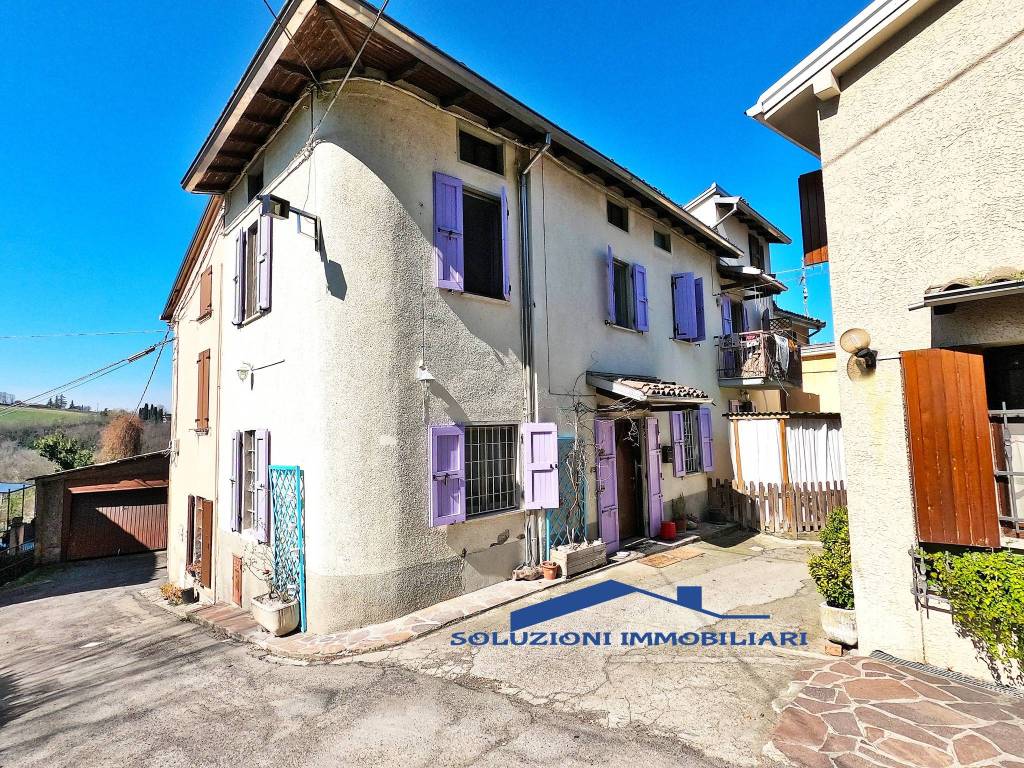 Casa Indipendente in vendita a Salsomaggiore Terme viale Guglielmo Marconi, 54