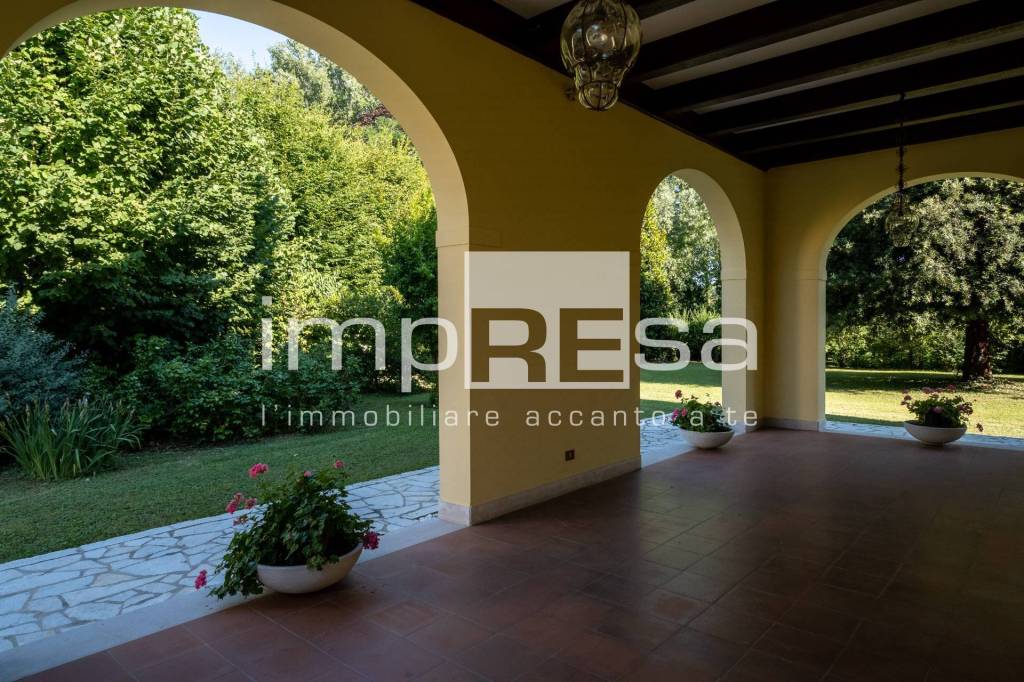 Villa in vendita a Mogliano Veneto via Terraglio