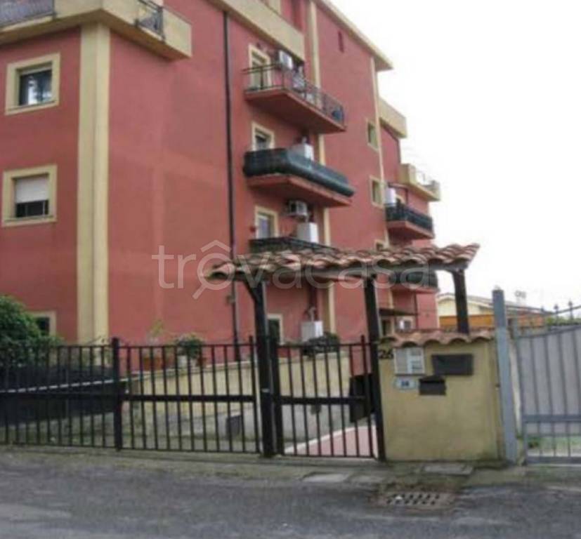 Appartamento in vendita ad Ardea via Napoli, 38